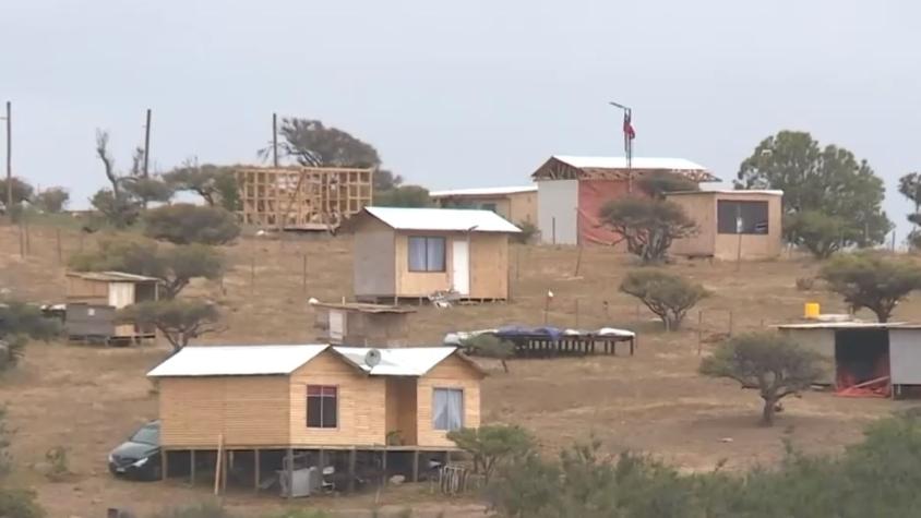 Familias comienzan a retirarse de toma VIP en Quillota: Carabineros desalojará el 18 de agosto Familias comienzan a retirarse de toma VIP en Quillota: Carabineros desalojará el 18 de agosto