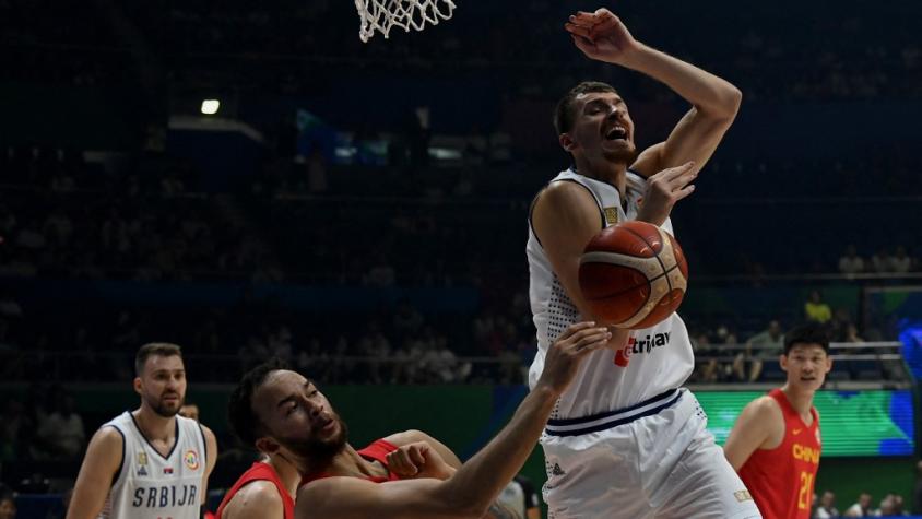 Jugador serbio Borisa Simanic pierde riñón por golpe en Mundial de baloncesto