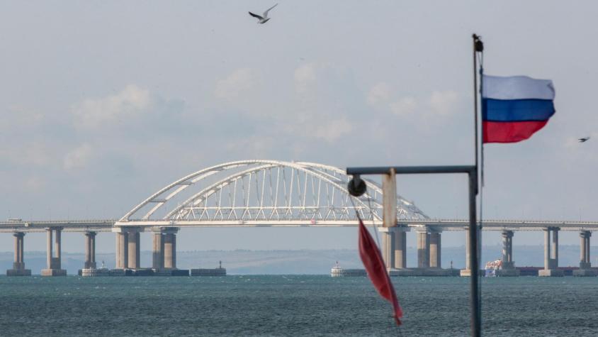 Rusia dice haber destruido tres drones de Kiev dirigidos al puente de Crimea