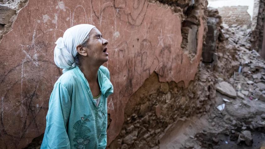Suben a 1.305 los muertos por terremoto en Marruecos