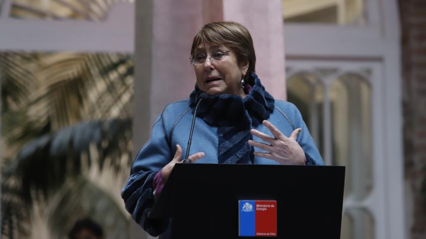Bachelet califica de "tóxico" el ambiente político antes de la conmemoración del golpe de Estado