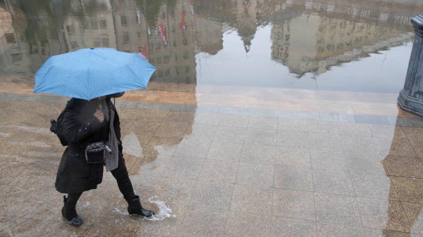 Anuncian nuevas precipitaciones para la zona central del país: Terminarían el lunes