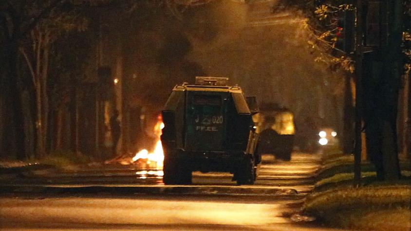 Carabinero fue herido en medio de disturbios en Villa Francia: Terminó trasladado a hospital