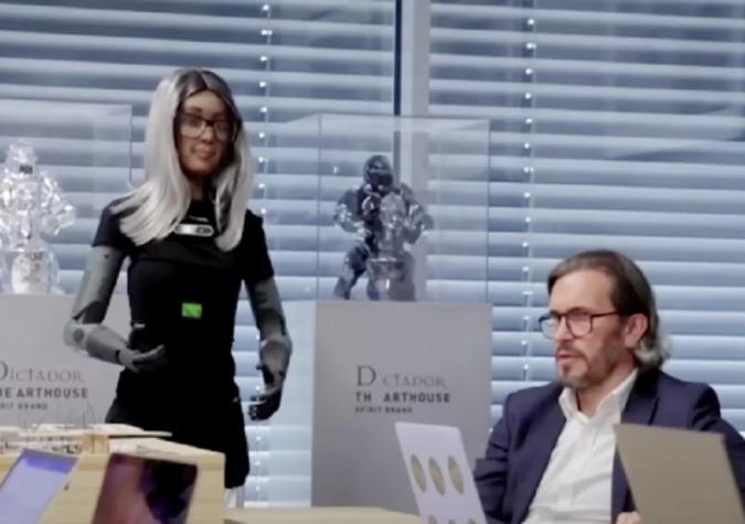 Empresa nombró como CEO a una robot humanoide: trabaja 24 horas al día