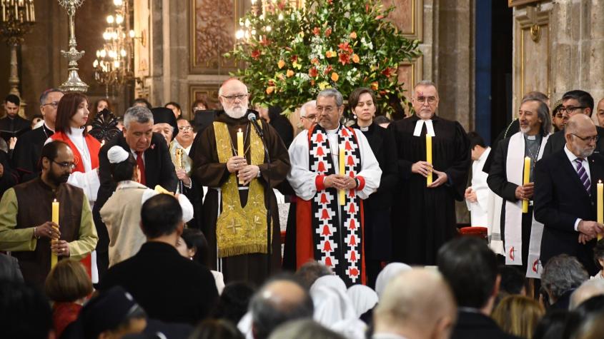 Te Deum Ecuménico: Arzobispo Aós llama a entregar información sobre los detenidos desaparecidos