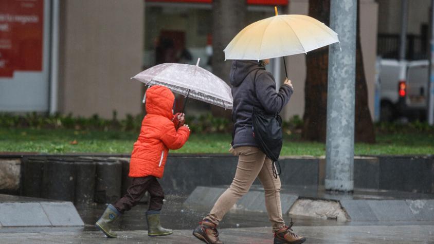 Lluvia en Santiago: ¿Será una primavera lluviosa en la zona central de Chile?
