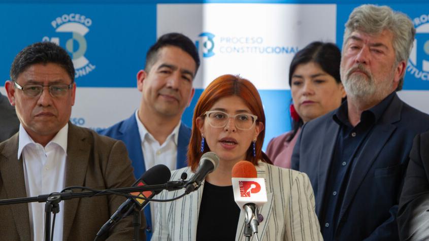 “Significa un retroceso terrible”: Oficialismo lamenta aprobación de protección de “la vida de quien está por nacer” en el Consejo Constitucional “Significa un retroceso terrible”: Oficialismo lamenta aprobación de protección de “la vida de quien está por nacer” en el Consejo Constitucional