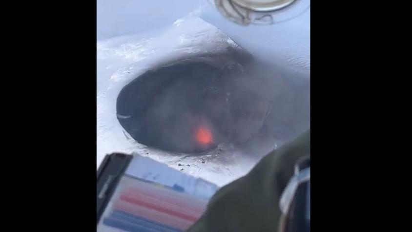 Sobrevuelo capta video de cómo luce el Volcán Villarrica, que está en Alerta Naranja