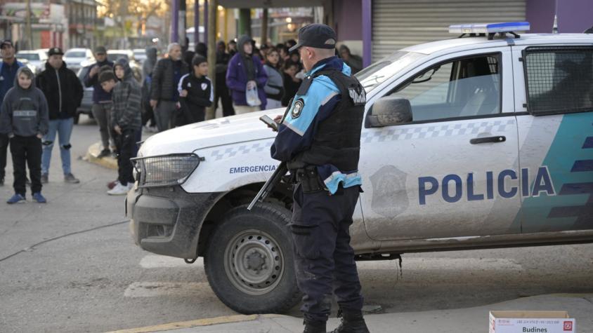 Evacúan embajadas de Israel y Estados Unidos por amenaza de bomba en Buenos Aires