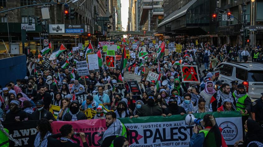 Miles se manifestaron en Nueva York por "Palestina libre" y un centenar fue detenido