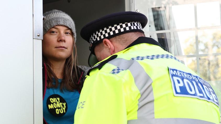 Greta Thunberg fue detenida por una manifestación en Londres: Deberá comparecer ante un tribunal en noviembre