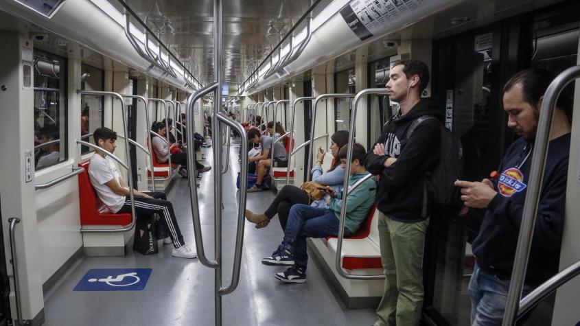 Extensión en horario del Metro: Así funcionará el transporte en Santiago 2023