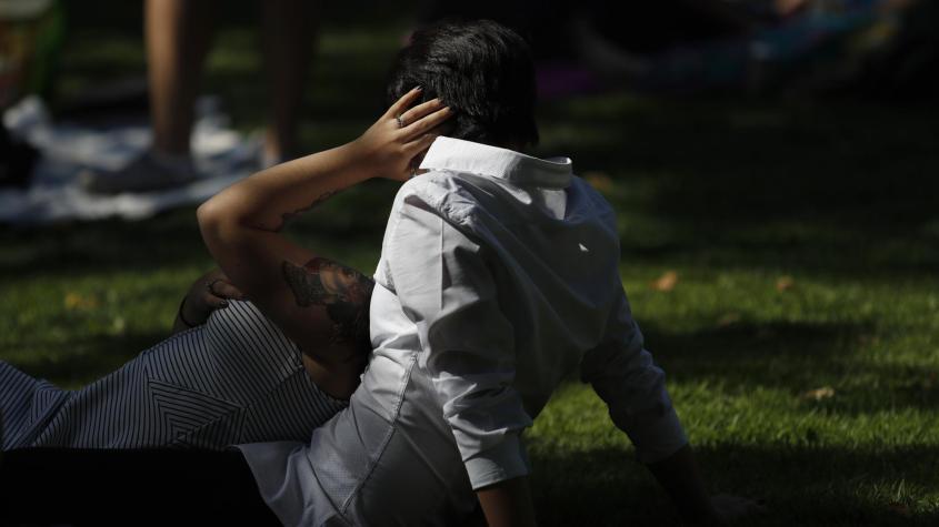 ¿Cómo somos los chilenos para el sexo? Estudio revela frecuencia de actividad sexual y un 64,2% se declara muy satisfecho
