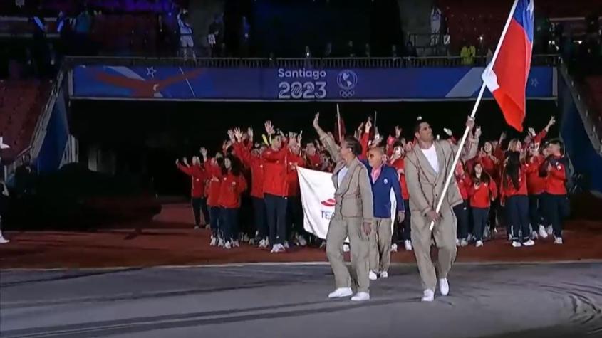 Euforia total: Así fue el paso del Team Chile en la inauguración de Santiago 2023 