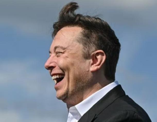 Elon Musk ofrece donación de mil millones de dólares a Wikipedia: Planteó una ridícula condición
