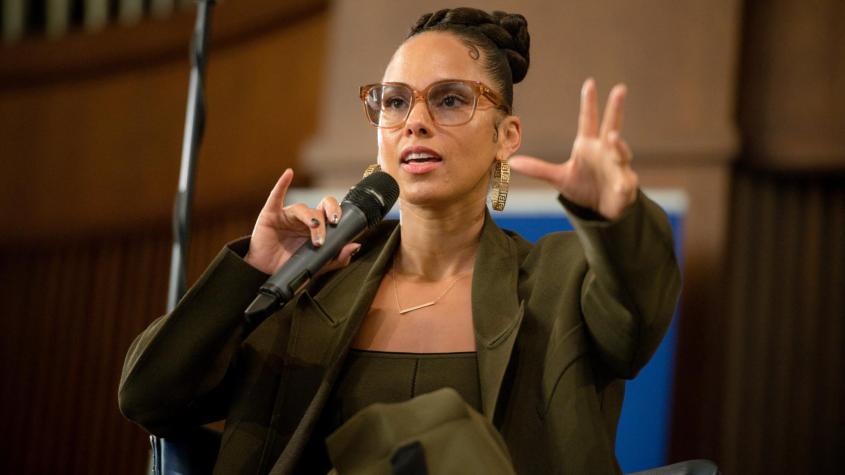 Alicia Keys sale a aclarar una publicación que fue vinculada con la guerra entre Israel y Hamas 