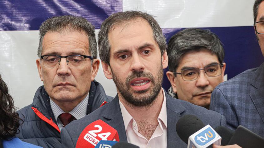 Chile Vamos y Republicanos interpelarán al ministro Nicolás Grau por fallida instalación de planta Sinovac