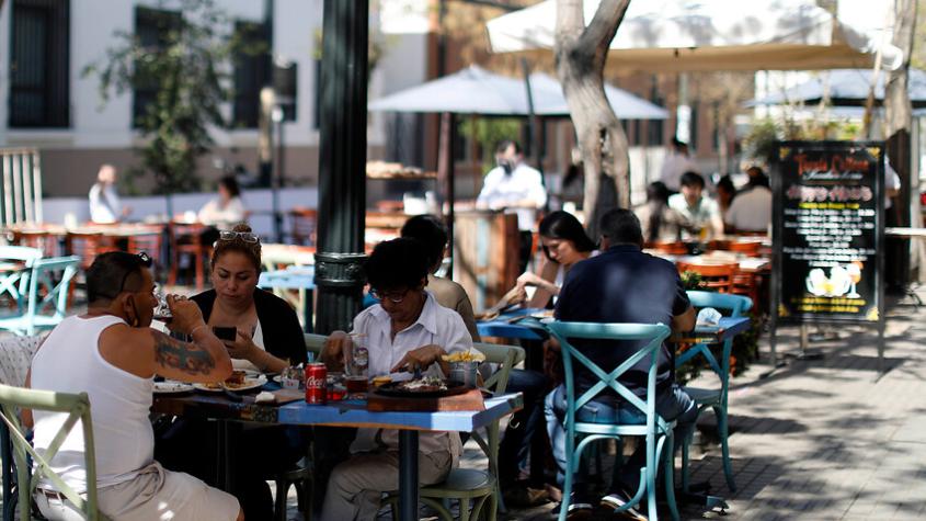 ¿Hospitales, restaurantes, bares?: Qué servicios pueden funcionar este fin de semana en Santiago pese al corte de agua