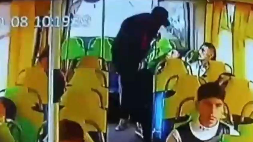 Asaltó dos veces a pasajeros en el mismo bus en Antofagasta 