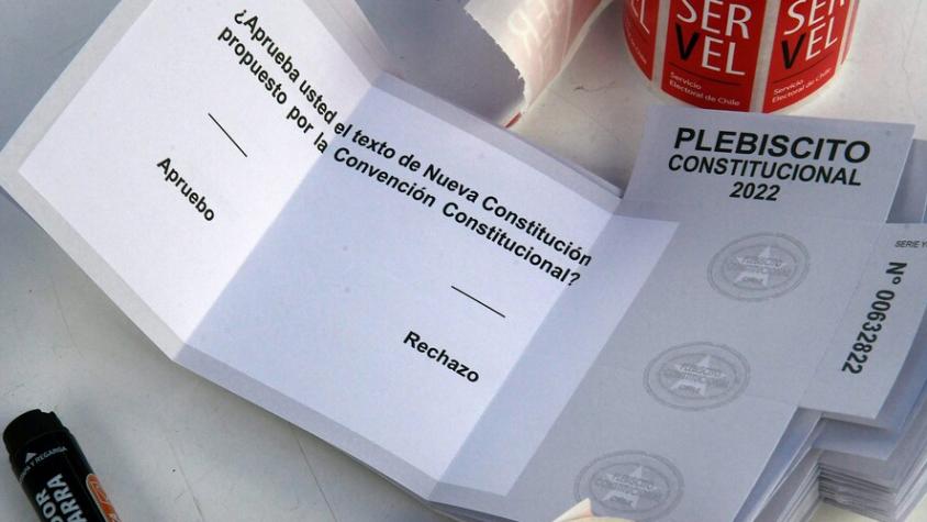 Plebiscito Constitucional: ¿Por qué se cambiaron las opciones del voto?