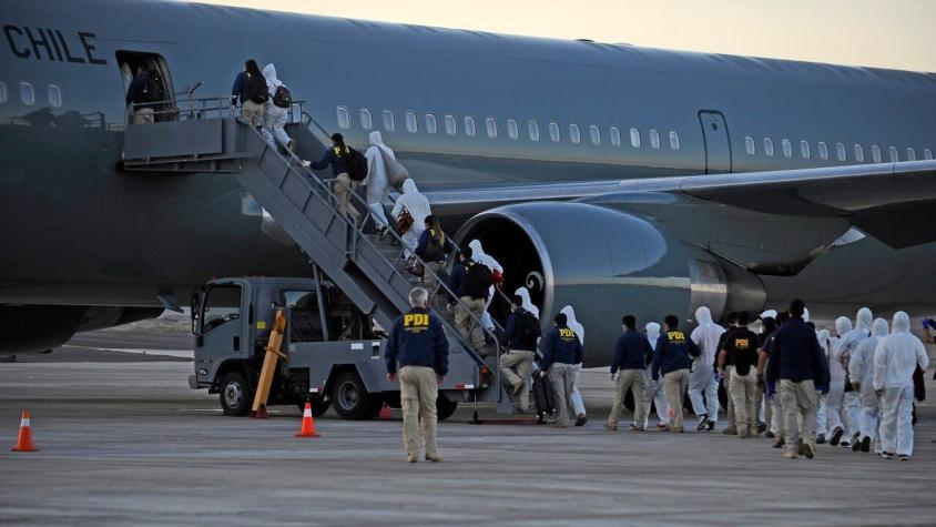 Gobierno confirma expulsión de migrantes venezolanos tras fallido vuelo desde Chile Gobierno confirma expulsión de migrantes venezolanos tras fallido vuelo desde Chile