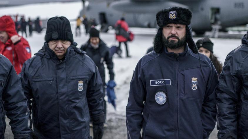 Boric y secretario general de la ONU recorren la Antártica y alertan sobre su rol clave en la regulación del clima