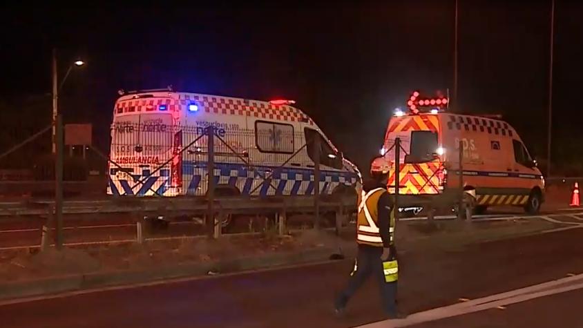 Accidente en Vespucio Norte: motociclista y peatón muertos