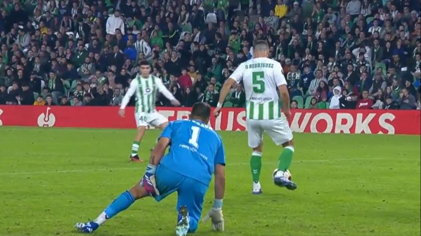 Así fue la lesión de Claudio Bravo en el gol que le realizaron al Betis por Europa League