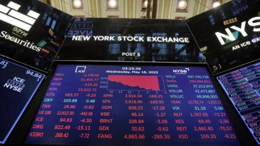Wall Street celebra victoria de Milei: acciones y bonos argentinos se disparan