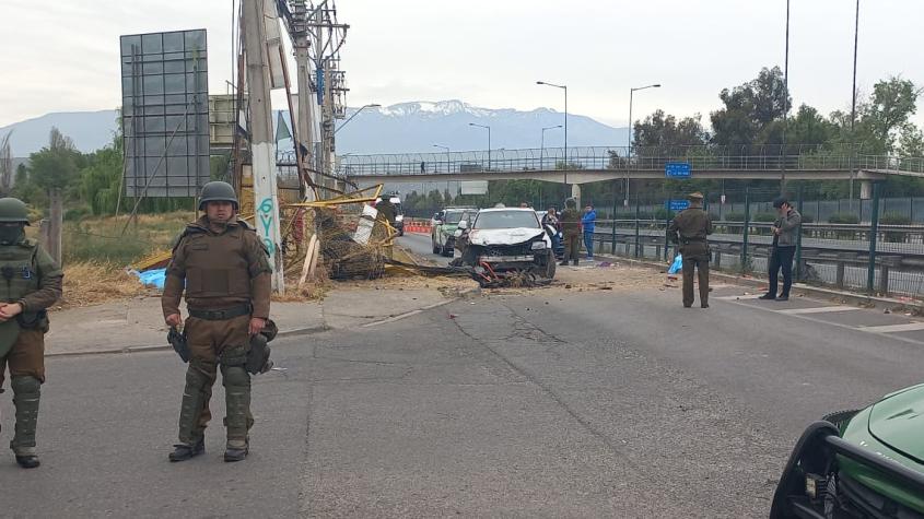 Grave accidente en Huechuraba: Conductor perdió el control tras recibir un disparo y atropelló a una peatón. Ambos murieron