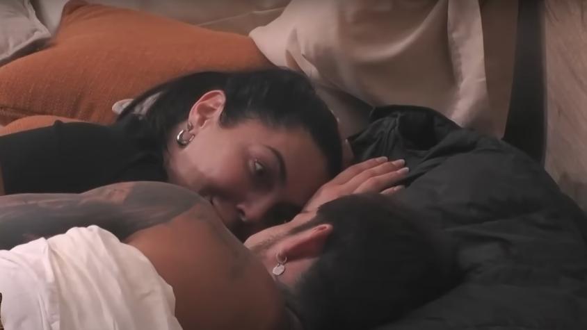 "Si te vuelves a dar un beso más con la Chama": Daniela le raya la cancha a Luis en nuevo capítulo de Tierra Brava