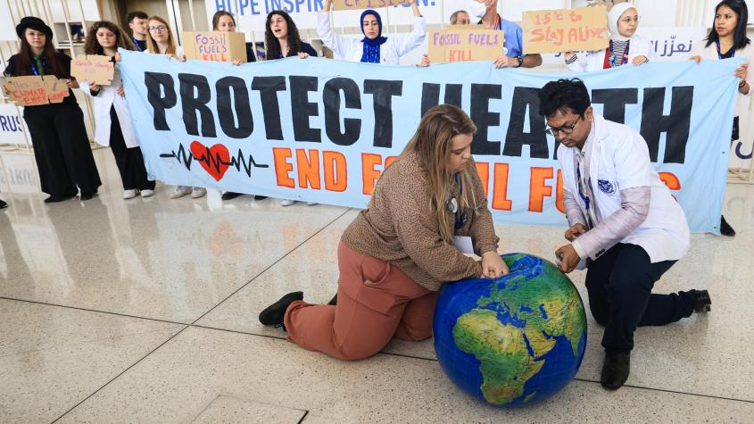 ¿Abandonar o reducir el uso de combustibles fósiles?: la principal negociación de la COP28