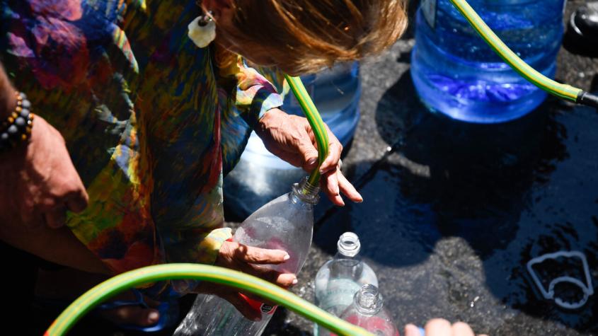 Reponen el agua al 96% de los clientes de Antofagasta: Diciembre no tendrá costo para los afectados