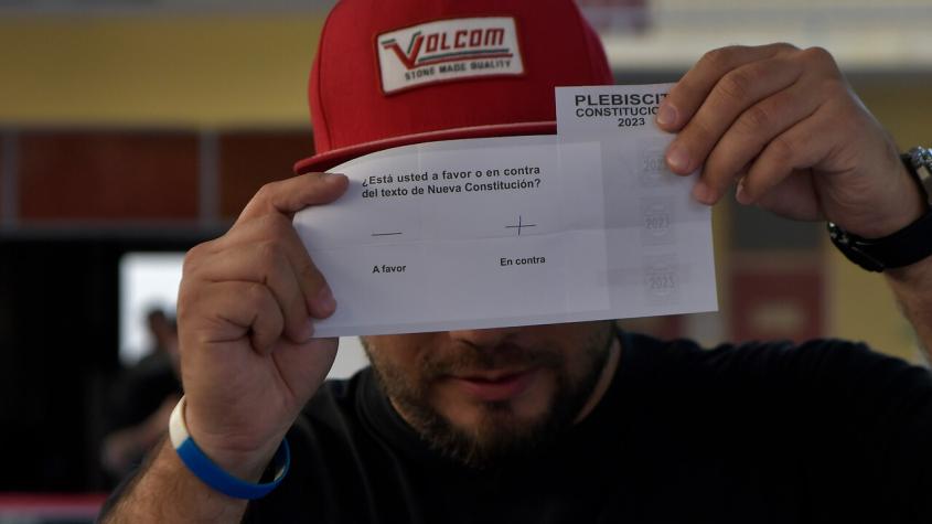 Venezuela felicitó “al pueblo de Chile” tras plebiscito donde se impuso opción "En Contra"