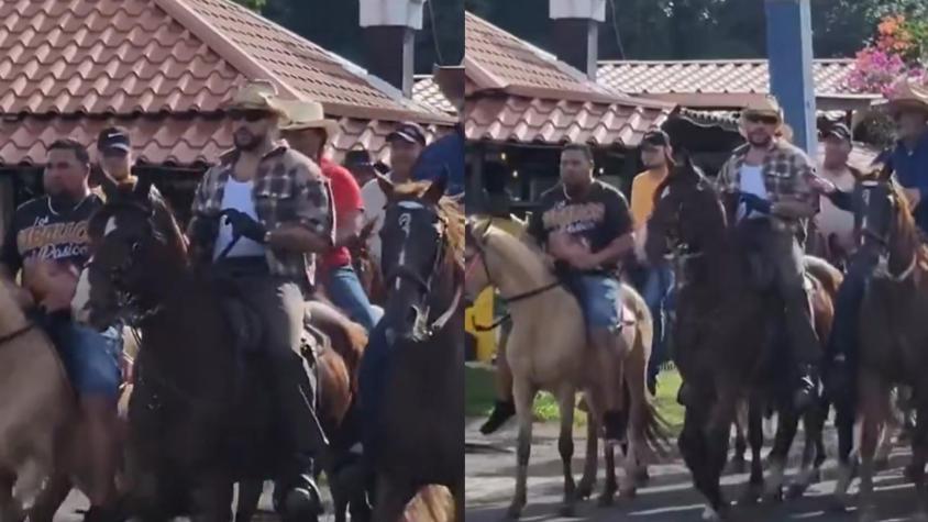 Bad Bunny es captado cabalgando en Puerto Rico | T13