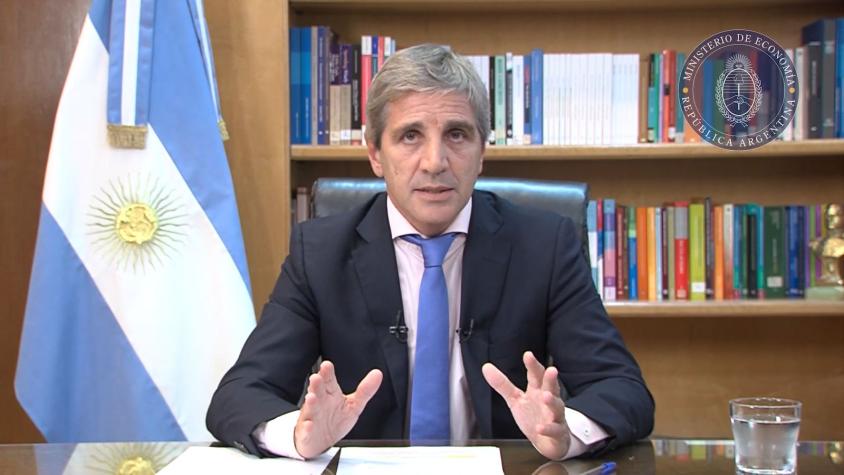 "Tenemos que evitar una catástrofe": Nuevo ministro de Economía argentino anunció primeras medidas del Gobierno de Javier Milei