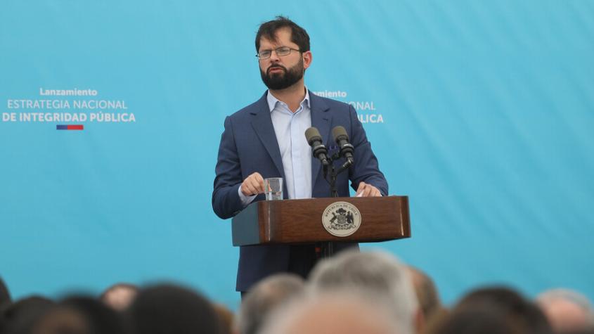 Boric raya la cancha al gabinete procrecimiento: "Las cifras macro deben llegar a las familias" Boric raya la cancha al gabinete procrecimiento: "Las cifras macro deben llegar a las familias"