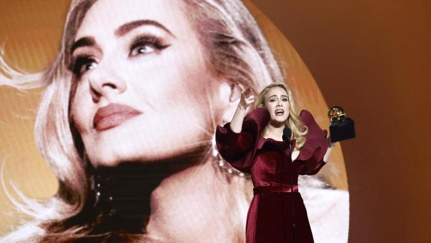 "Para muchos fue un suicidio profesional": Adele habló de su embarazo en pleno peak de su carrera