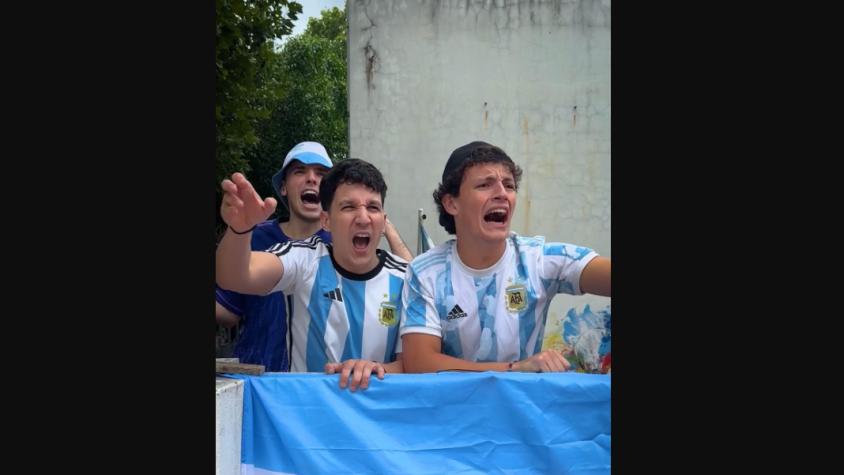 "El que no salta también es crack": el viral video de cómo serían los "hinchas empáticos"