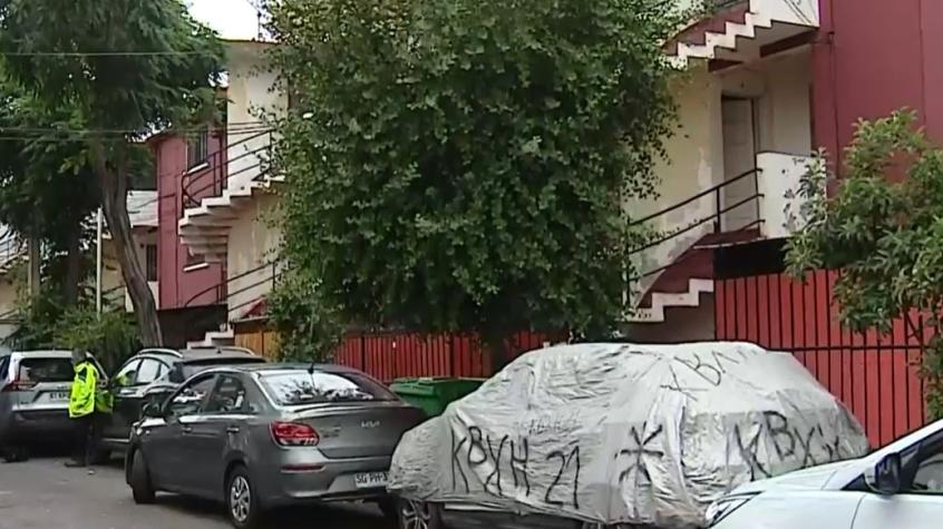 Investigan hallazgo de cuerpo al interior de domicilio en Santiago