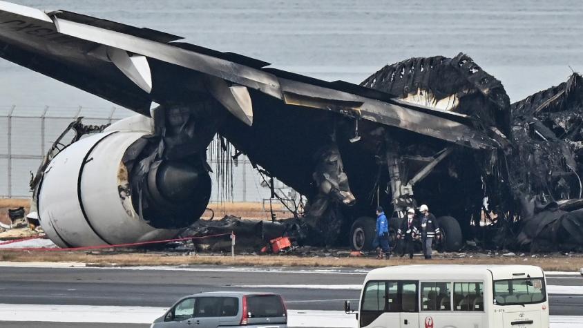 Choque de aviones: pilotos de aerolínea japonesa inicialmente no se percataron del fuego tras colisión