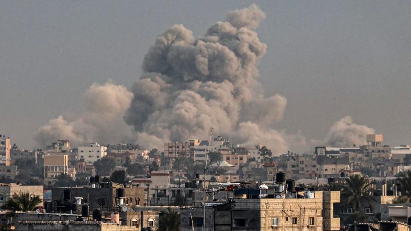 Gobierno de Hamás anuncia más de 60 muertos en bombardeos israelíes contra Gaza