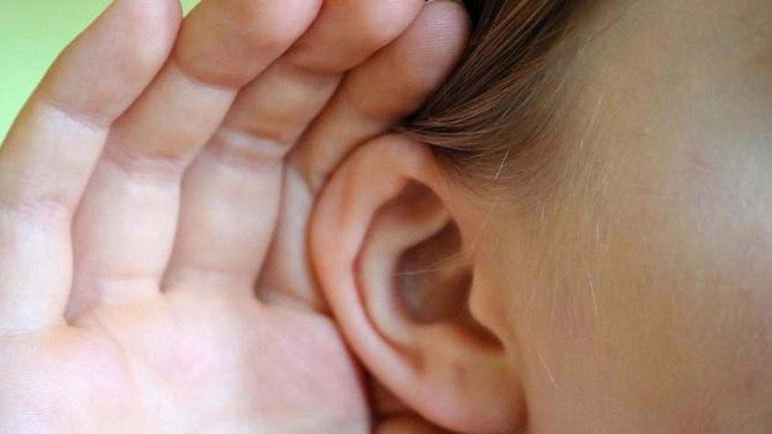 Asocian pérdida de la audición a mayor riesgo de demencia