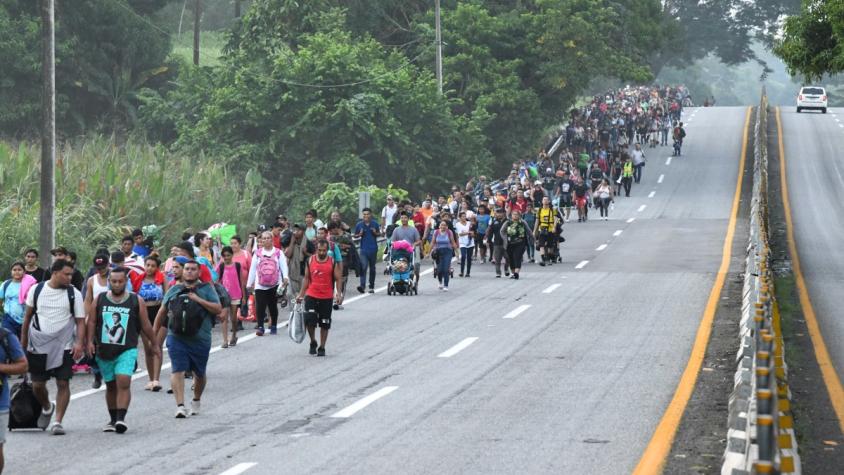 Parte de Honduras hacia EEUU primera caravana de migrantes en 2024