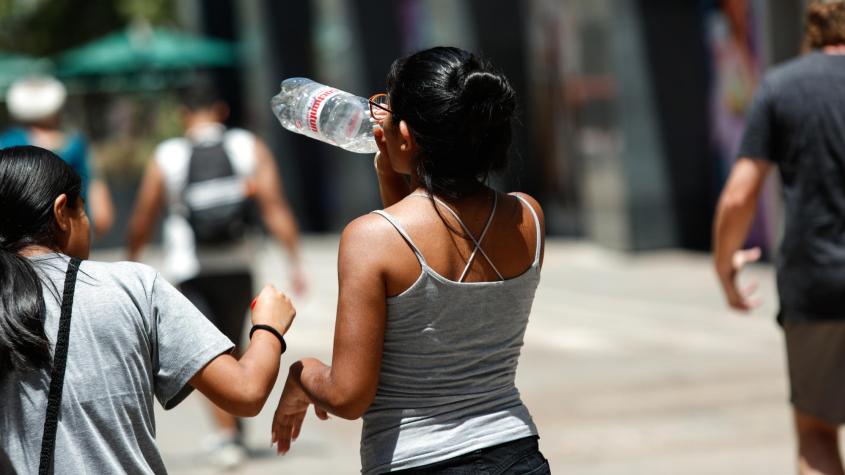 Alerta roja para la RM por "calor extremo": Marcone advierte cuáles son los días de mayor cuidado esta semana