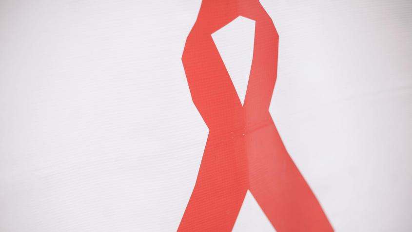 PrEP: En qué consiste y cómo acceder a este tratamiento preventivo para el VIH que impulsa el Minsal