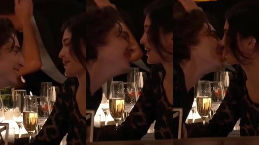 El romántico beso entre Timothée Chalamet y Kylie Jenner en los Globos de Oro 2024