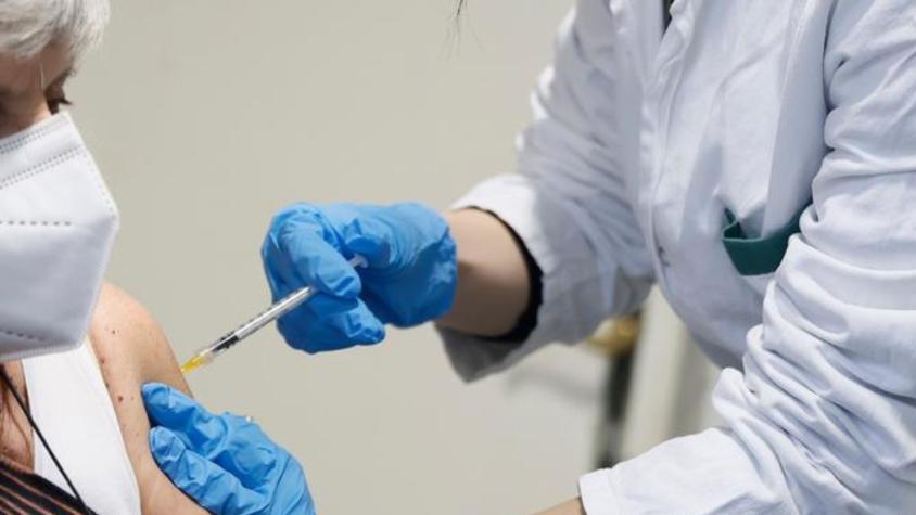 Vacunas contra el COVID salvaron 1,4 millones de vidas, según informe de la OMS