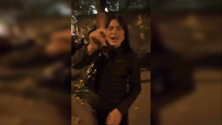 Detienen en Francia a hija de diputada franco-chilena por "apología al terrorismo" en mensajes antisemitas