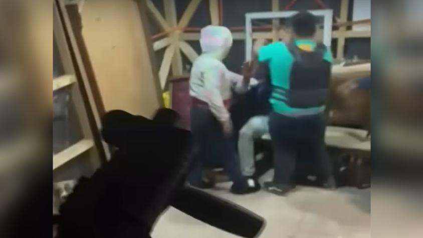 "La desenterramos y la matamos frente tuyo": la violenta frase de un joven adiestrado por una banda narco en Cartagena